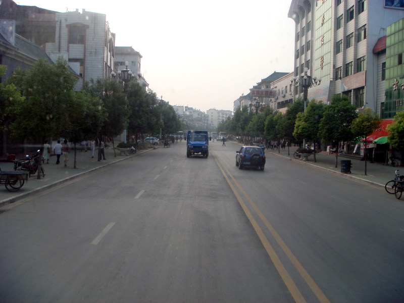 Image: /media/?path=/trips/2007-08-13 China/2007-08-19_Xi'an-Wudang/20070819-174232-0-Joe.jpg